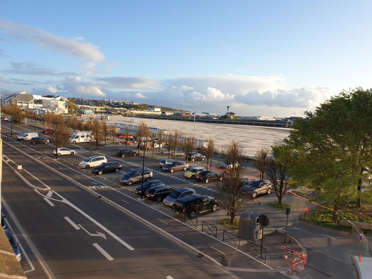 בולון-סור-מאר La Vue Sur Mer - Appart Avec Place De Parking מראה חיצוני תמונה